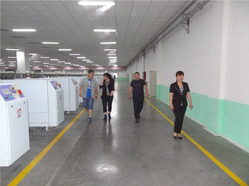 恒丰项目组邀请客户进入恒丰公司实地调研